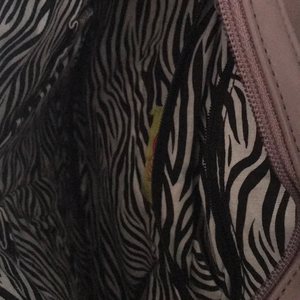 Purple purse - Picture 2 of 2